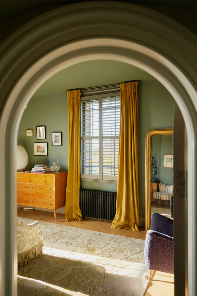 WIMBLEDON HILL LONDON, SW20 - SHOOTFACTORY - LONDON HOUSES - 0