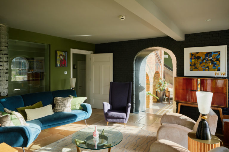 WIMBLEDON HILL LONDON, SW20 - SHOOTFACTORY - LONDON HOUSES - 0