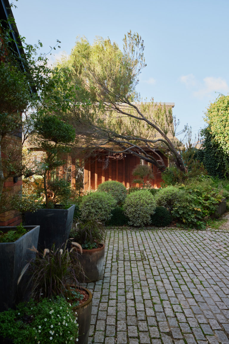WIMBLEDON HILL LONDON, SW20 - SHOOTFACTORY - LONDON HOUSES - 0