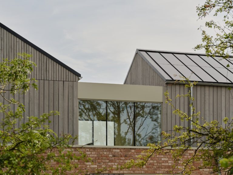 ASTON BUCKINGHAMSHIRE, HP22 - SHOOTFACTORY - OTHER UK HOUSES