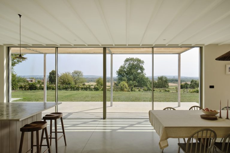 ASTON BUCKINGHAMSHIRE, HP22 - SHOOTFACTORY - OTHER UK HOUSES