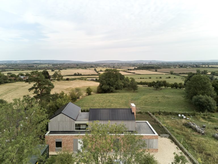 ASTON BUCKINGHAMSHIRE, HP22 - SHOOTFACTORY - OTHER UK HOUSES