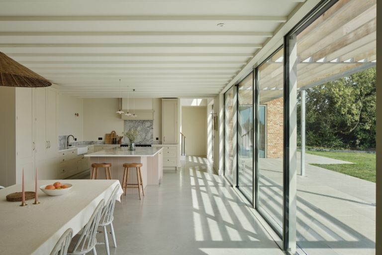 ASTON BUCKINGHAMSHIRE, HP22 - SHOOTFACTORY - OTHER UK HOUSES