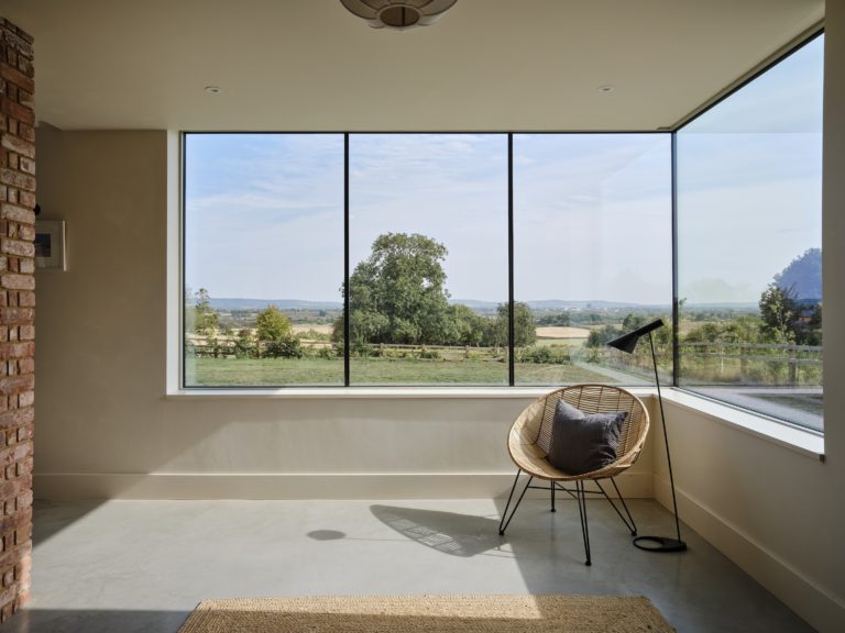 ASTON BUCKINGHAMSHIRE, HP22 - SHOOTFACTORY - OTHER UK HOUSES