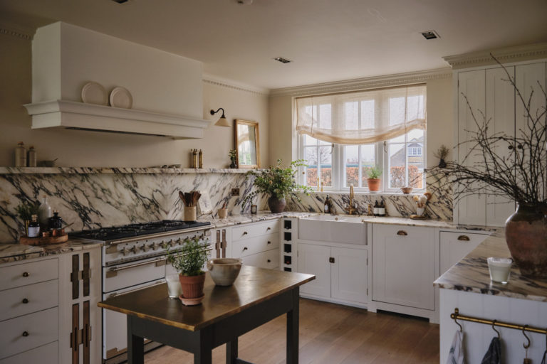 AURORA KENT, ME15 - SHOOTFACTORY - OTHER UK HOUSES