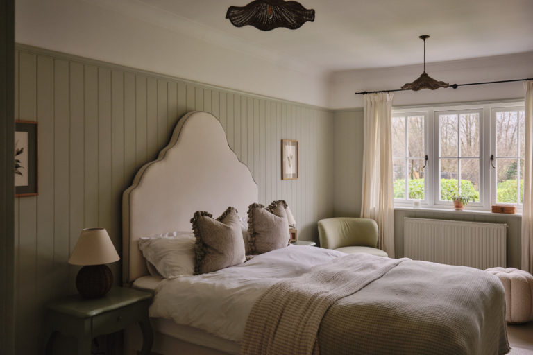 AURORA KENT, ME15 - SHOOTFACTORY - OTHER UK HOUSES