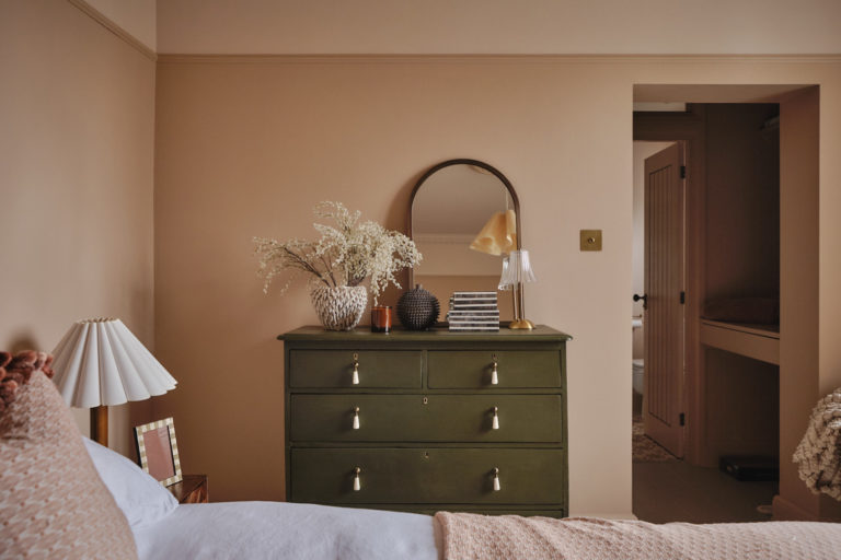 AURORA KENT, ME15 - SHOOTFACTORY - OTHER UK HOUSES