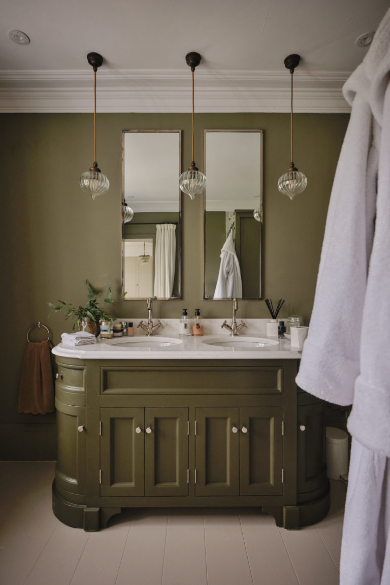 AURORA KENT, ME15 - SHOOTFACTORY - OTHER UK HOUSES