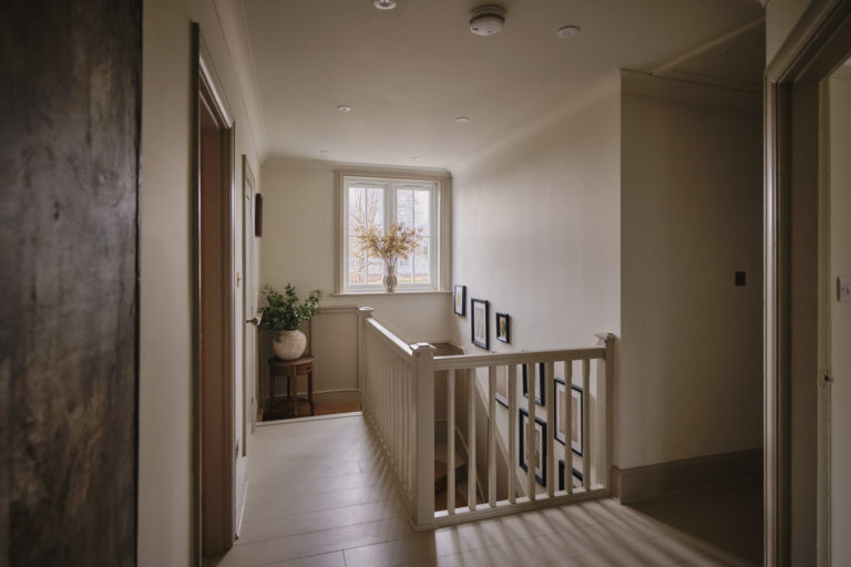 AURORA KENT, ME15 - SHOOTFACTORY - OTHER UK HOUSES