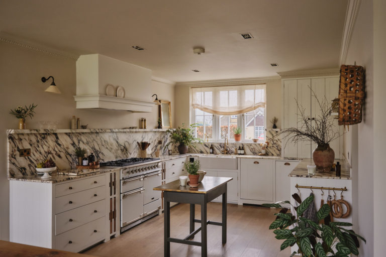 AURORA KENT, ME15 - SHOOTFACTORY - OTHER UK HOUSES