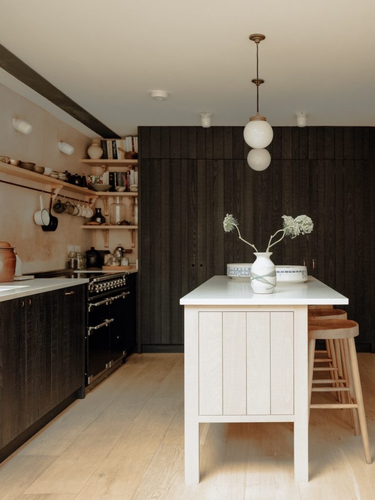 DULWICH VILLAGE LONDON, SE24 - SHOOTFACTORY - LONDON HOUSES