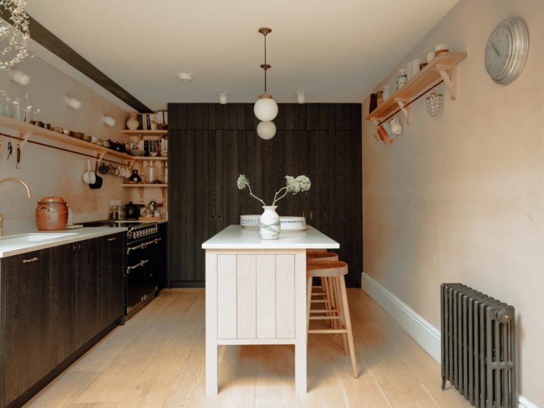 DULWICH VILLAGE LONDON, SE24 - SHOOTFACTORY - LONDON HOUSES