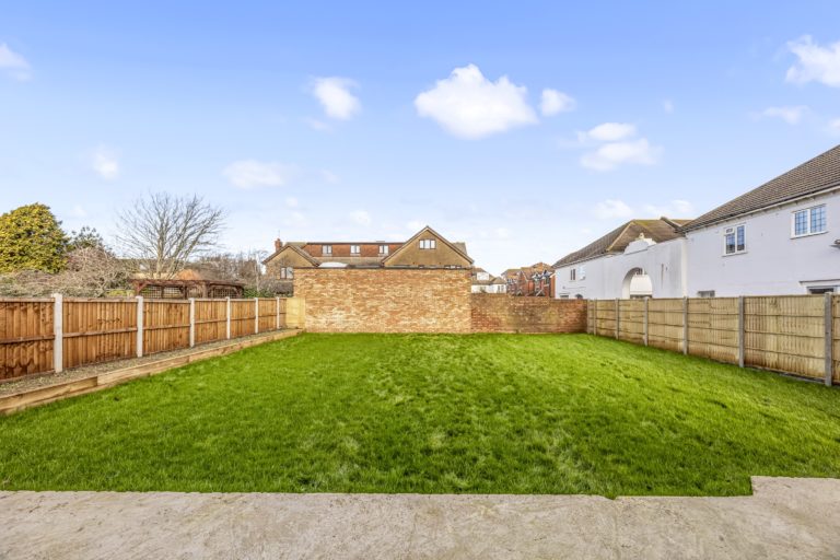 HARDING HOVE, BN3 - SHOOTFACTORY - OTHER UK HOUSES