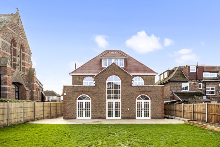 HARDING HOVE, BN3 - SHOOTFACTORY - OTHER UK HOUSES