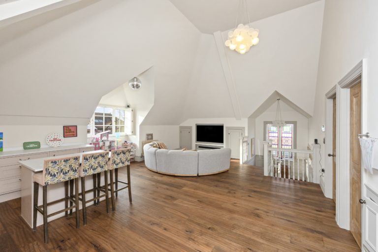 HARDING HOVE, BN3 - SHOOTFACTORY - OTHER UK HOUSES