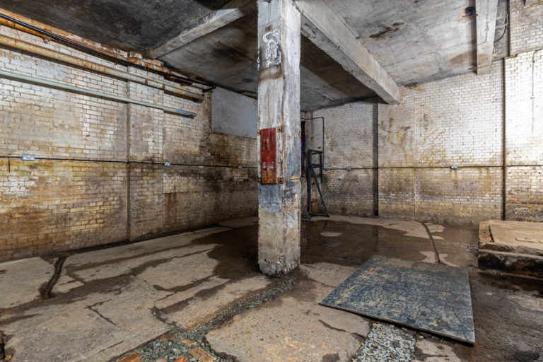 Pit, London, E8 - Industrial Studio Location - SHOOTFACTORY
