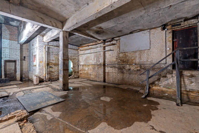 Pit, London, E8 - Industrial Studio Location - SHOOTFACTORY