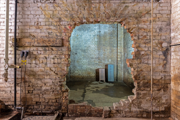 Pit, London, E8 - Industrial Studio Location - SHOOTFACTORY