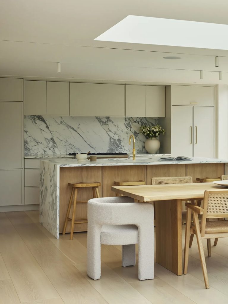 COMBE HOUSE CHIPPENHAM, SN14 - SHOOTFACTORY - OTHER UK HOUSES - 0