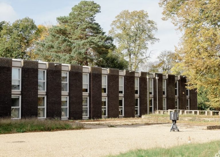 MANOR B GUILDFORD, GU3 - SHOOTFACTORY - COMMERCIAL & INDUSTRIAL