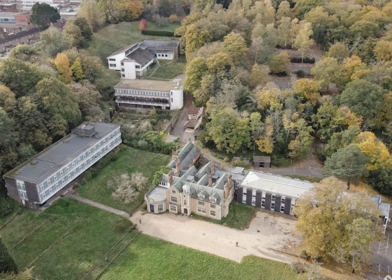 MANOR B GUILDFORD, GU3 - SHOOTFACTORY - COMMERCIAL & INDUSTRIAL