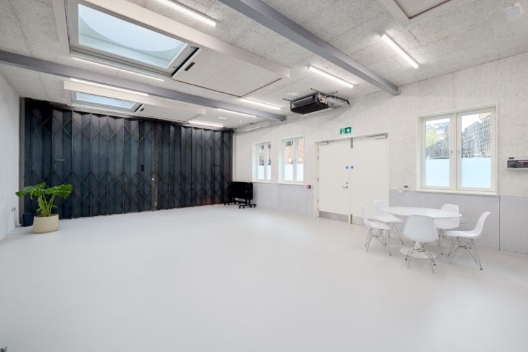 SORTING OFFICE ONE LONDON, SE19 - SHOOTFACTORY - PHOTOGRAPHIC STUDIOS