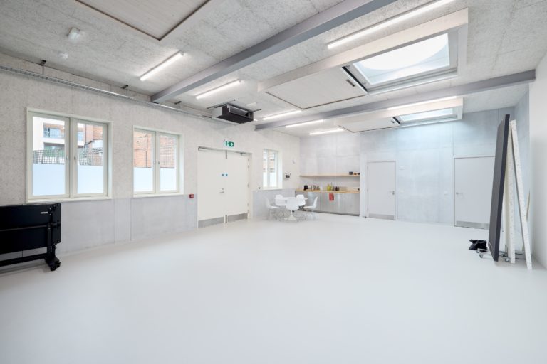 SORTING OFFICE ONE LONDON, SE19 - SHOOTFACTORY - PHOTOGRAPHIC STUDIOS