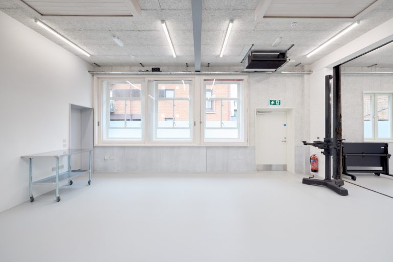 SORTING OFFICE TWO LONDON, SE19 - SHOOTFACTORY - PHOTOGRAPHIC STUDIOS