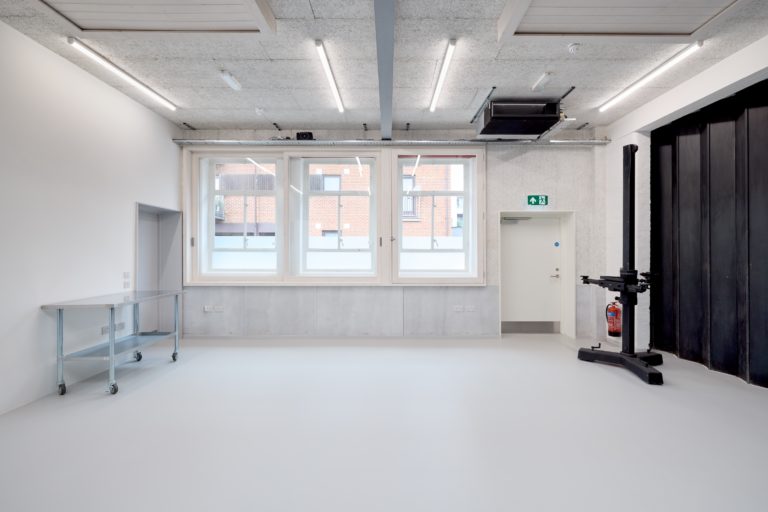 SORTING OFFICE TWO LONDON, SE19 - SHOOTFACTORY - PHOTOGRAPHIC STUDIOS