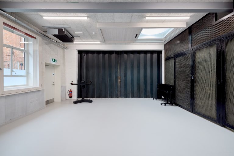 SORTING OFFICE TWO LONDON, SE19 - SHOOTFACTORY - PHOTOGRAPHIC STUDIOS