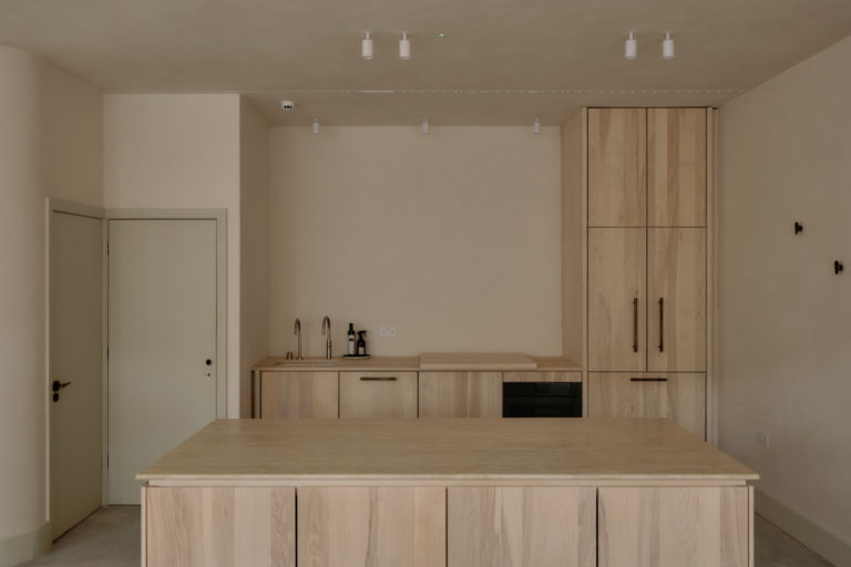 ATELIER LONDON, N7- SHOOTFACTORY - PHOTOGRAPHIC STUDIOS