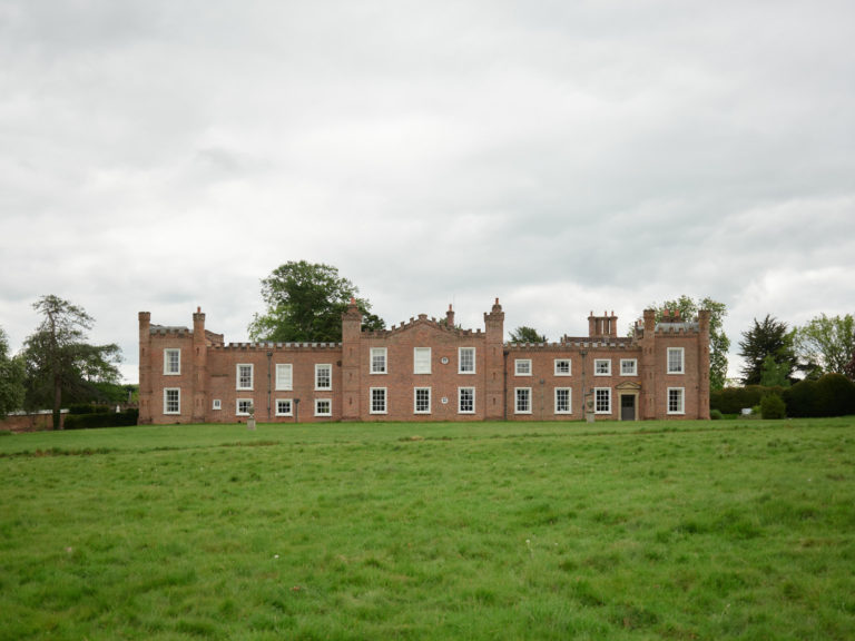 LEIGHTON HOUSE BUCKINGHAMSHIRE, LU7 - SHOOTFACTORY - OTHER UK HOUSES