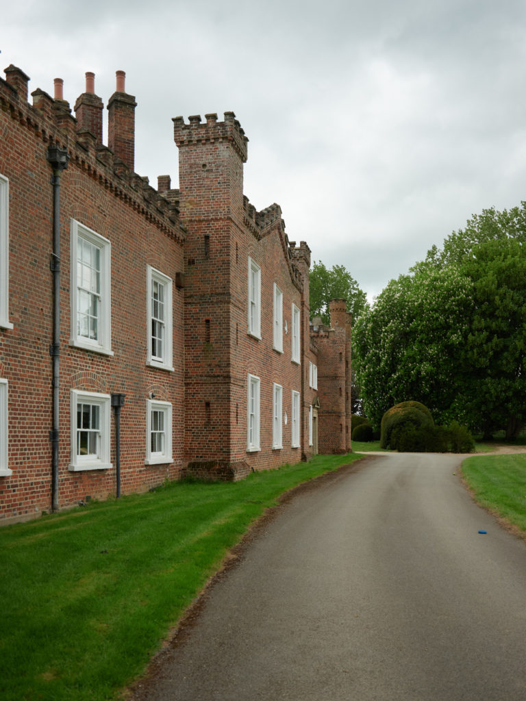 LEIGHTON HOUSE BUCKINGHAMSHIRE, LU7 - SHOOTFACTORY - OTHER UK HOUSES