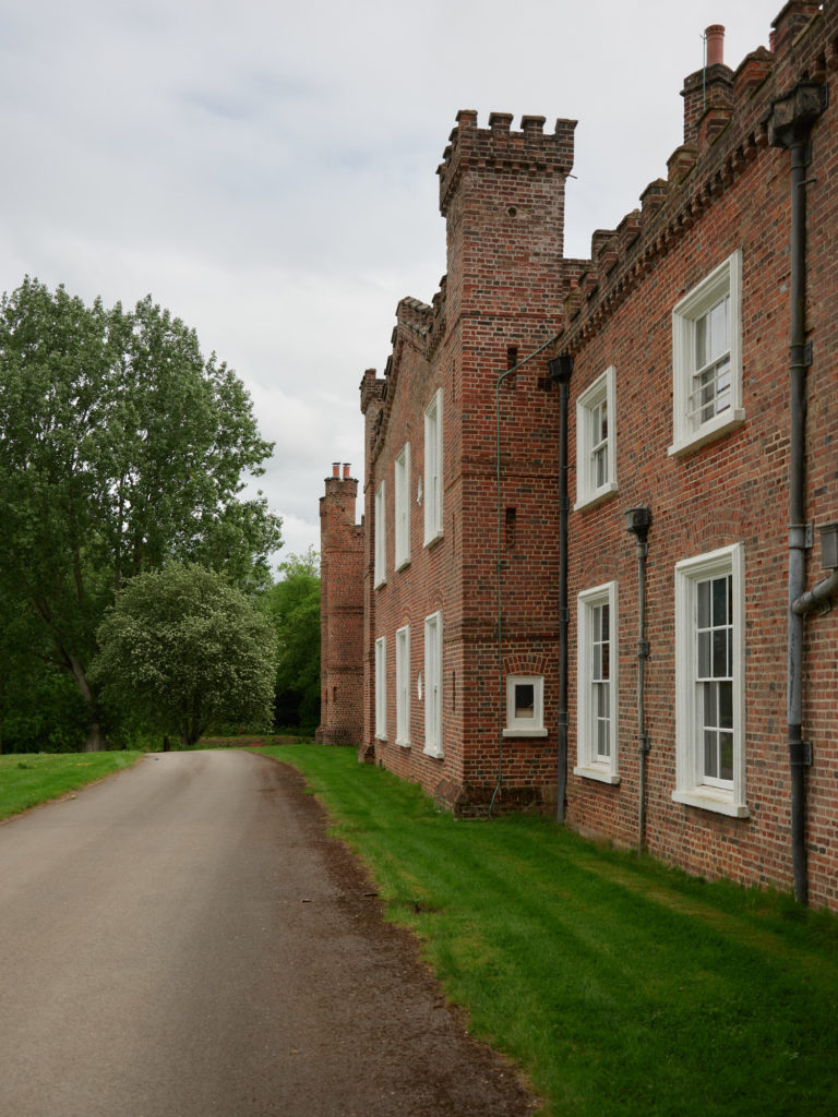 LEIGHTON HOUSE BUCKINGHAMSHIRE, LU7 - SHOOTFACTORY - OTHER UK HOUSES