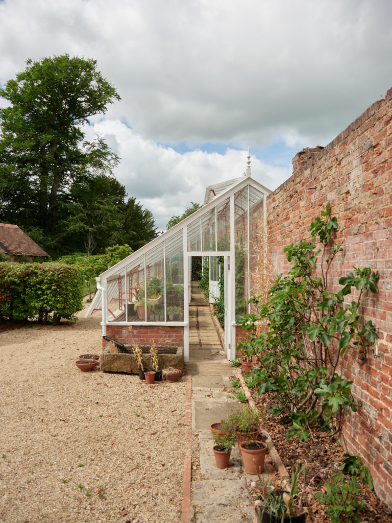 LEIGHTON HOUSE BUCKINGHAMSHIRE, LU7 - SHOOTFACTORY - OTHER UK HOUSES