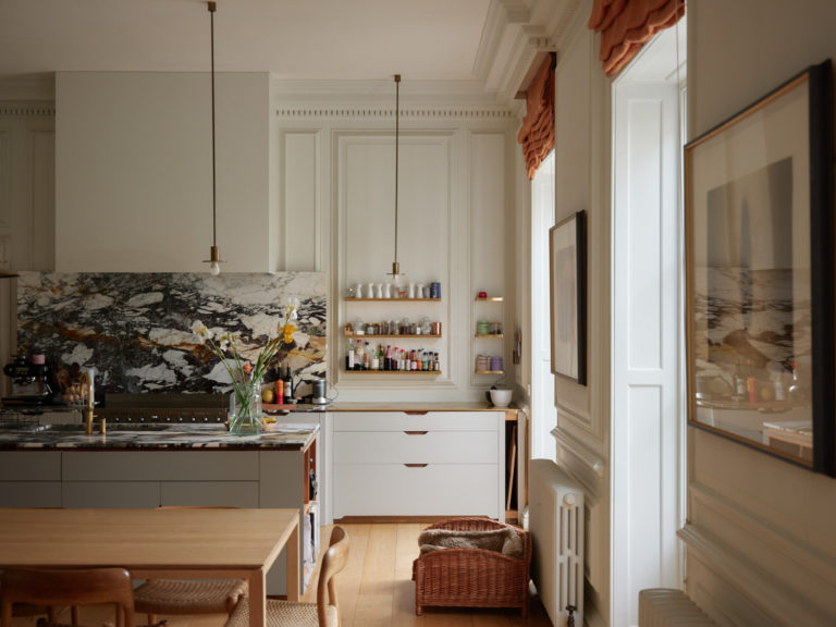 LEIGHTON HOUSE BUCKINGHAMSHIRE, LU7 - SHOOTFACTORY - OTHER UK HOUSES