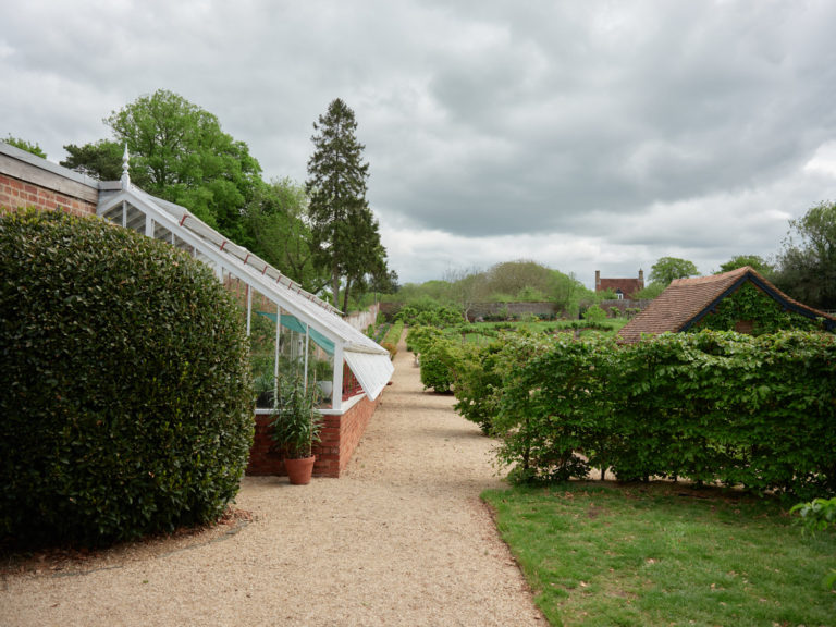 LEIGHTON HOUSE BUCKINGHAMSHIRE, LU7 - SHOOTFACTORY - OTHER UK HOUSES
