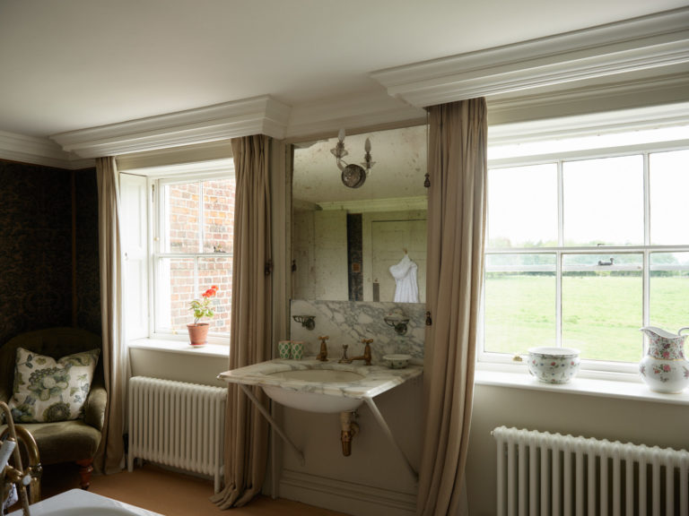 LEIGHTON HOUSE BUCKINGHAMSHIRE, LU7 - SHOOTFACTORY - OTHER UK HOUSES