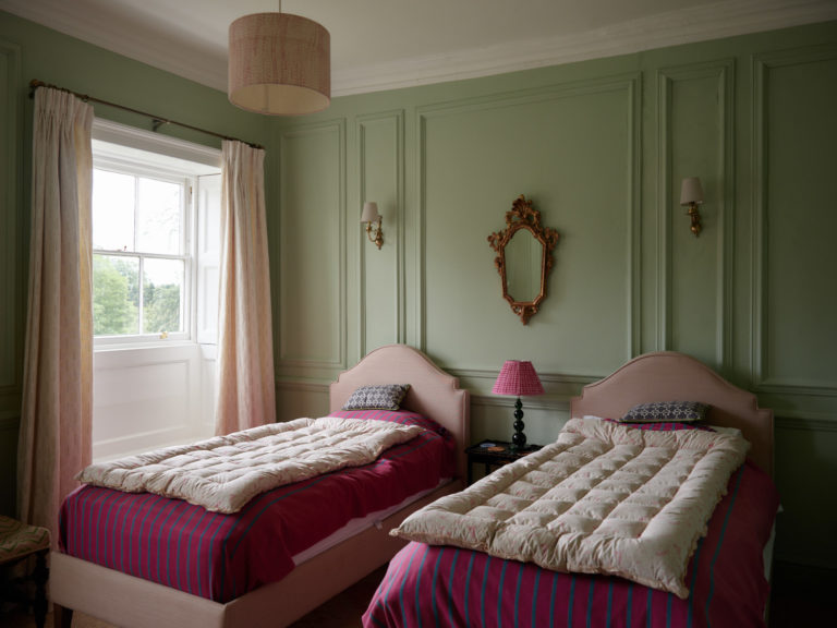 LEIGHTON HOUSE BUCKINGHAMSHIRE, LU7 - SHOOTFACTORY - OTHER UK HOUSES