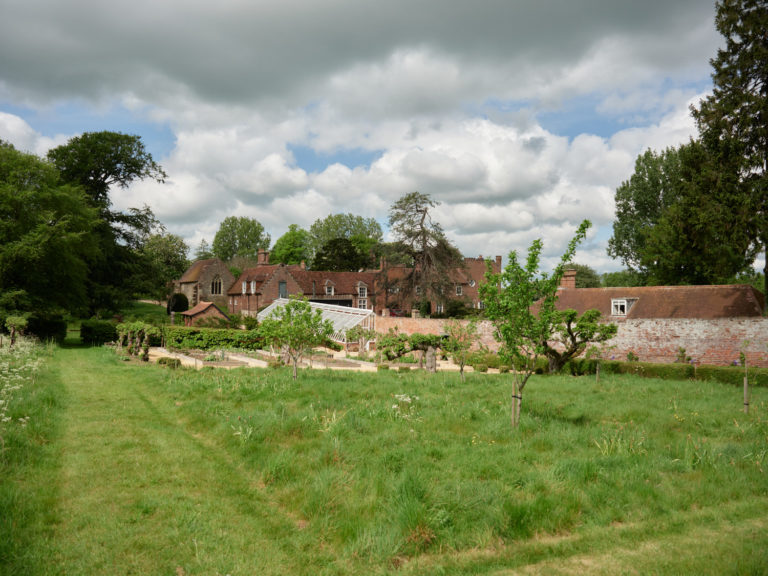 LEIGHTON HOUSE BUCKINGHAMSHIRE, LU7 - SHOOTFACTORY - OTHER UK HOUSES