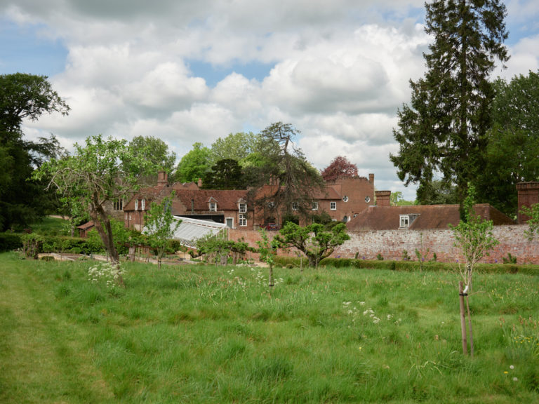 LEIGHTON HOUSE BUCKINGHAMSHIRE, LU7 - SHOOTFACTORY - OTHER UK HOUSES