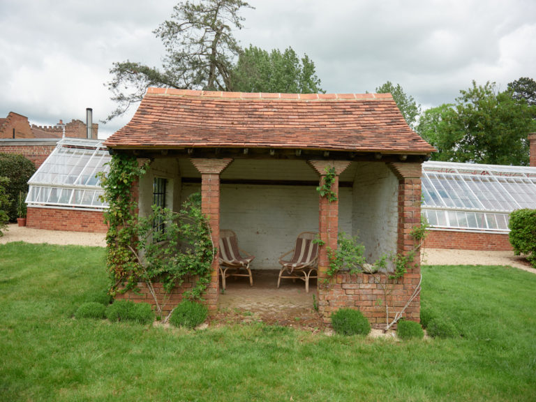 LEIGHTON HOUSE BUCKINGHAMSHIRE, LU7 - SHOOTFACTORY - OTHER UK HOUSES