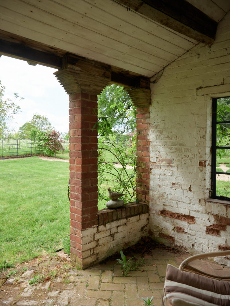LEIGHTON HOUSE BUCKINGHAMSHIRE, LU7 - SHOOTFACTORY - OTHER UK HOUSES