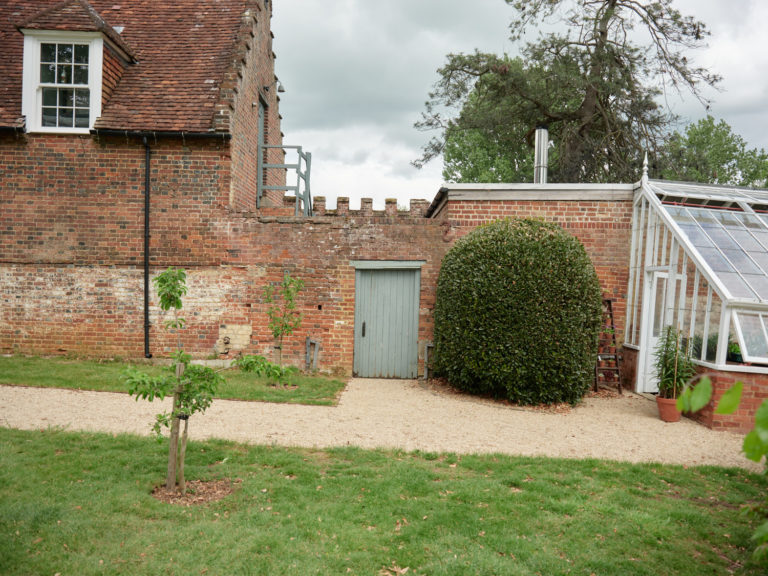 LEIGHTON HOUSE BUCKINGHAMSHIRE, LU7 - SHOOTFACTORY - OTHER UK HOUSES