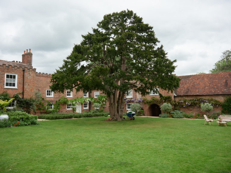 LEIGHTON HOUSE BUCKINGHAMSHIRE, LU7 - SHOOTFACTORY - OTHER UK HOUSES