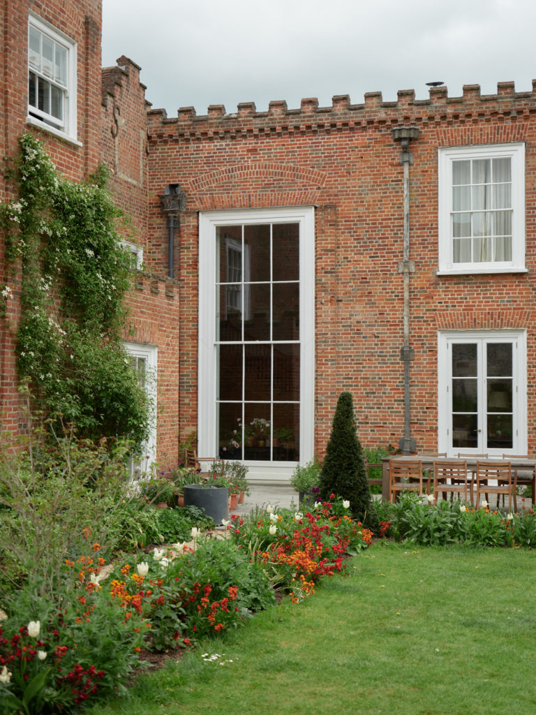 LEIGHTON HOUSE BUCKINGHAMSHIRE, LU7 - SHOOTFACTORY - OTHER UK HOUSES