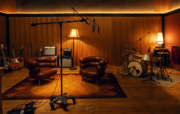 ORBB, LONDON, E17 - SHOOTFACTORY - QUIRKY & UNUSUAL LOCATIONS