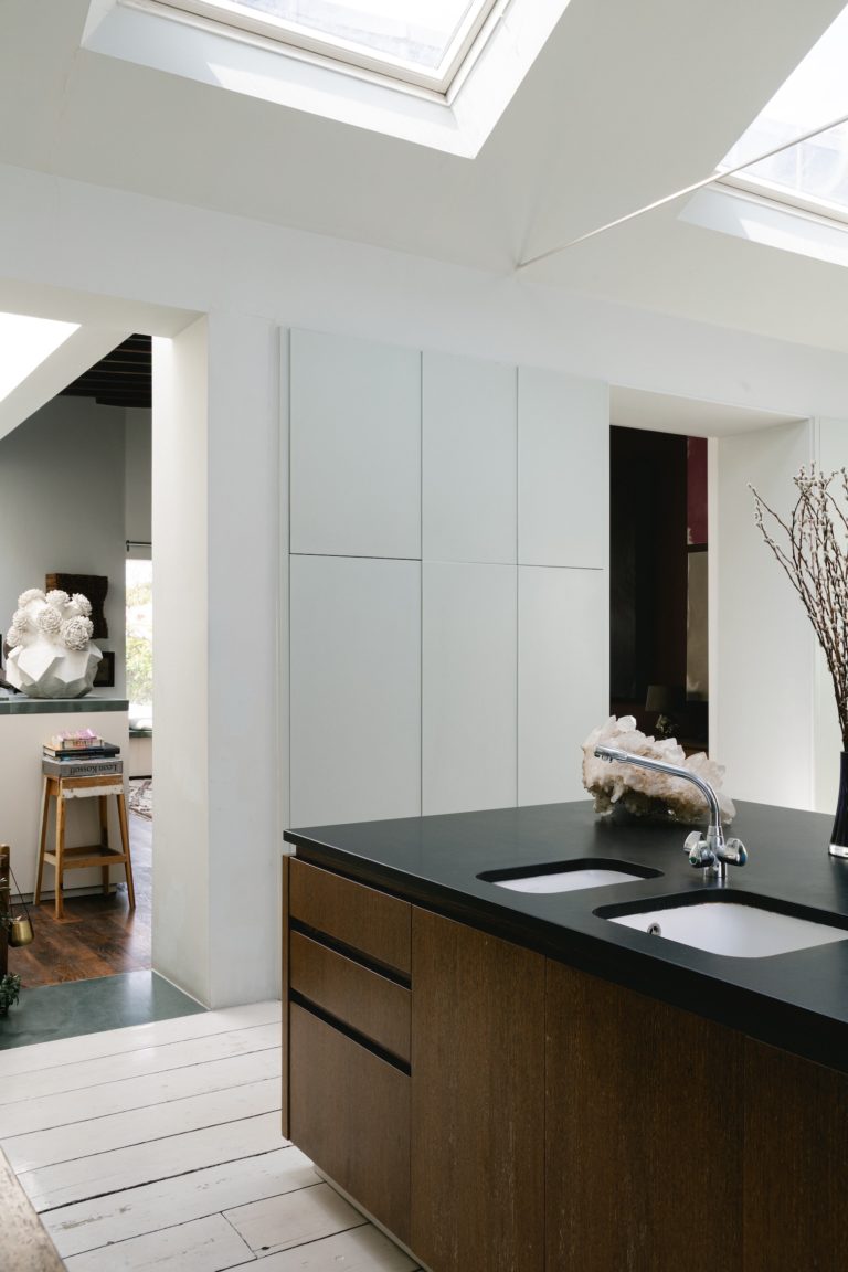 TEDDINGTON STUDIO LONDON, TW11 - SHOOTFACTORY - LONDON HOUSES