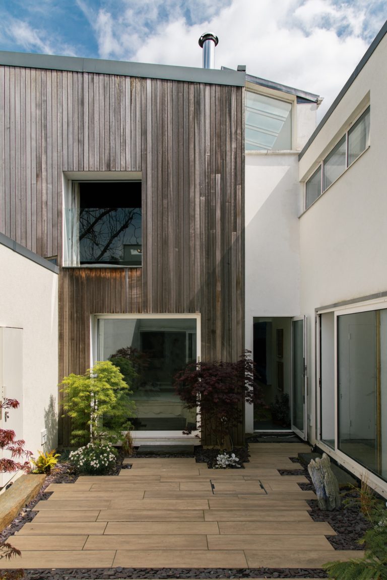 TEDDINGTON STUDIO LONDON, TW11 - SHOOTFACTORY - LONDON HOUSES