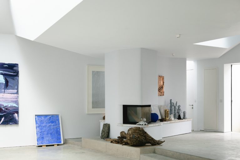 TEDDINGTON STUDIO LONDON, TW11 - SHOOTFACTORY - LONDON HOUSES